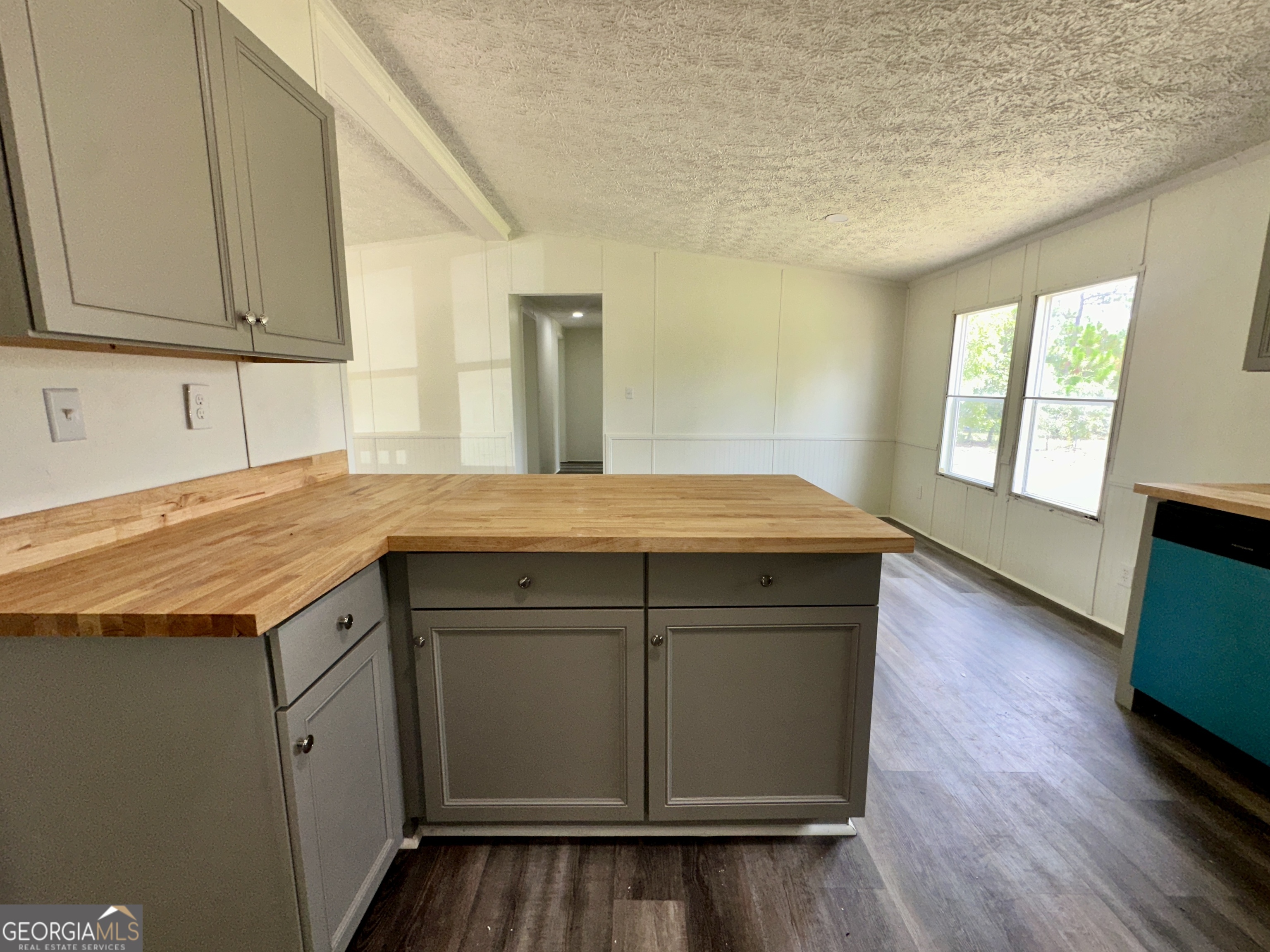 93 Tucker Road Property Photo 10