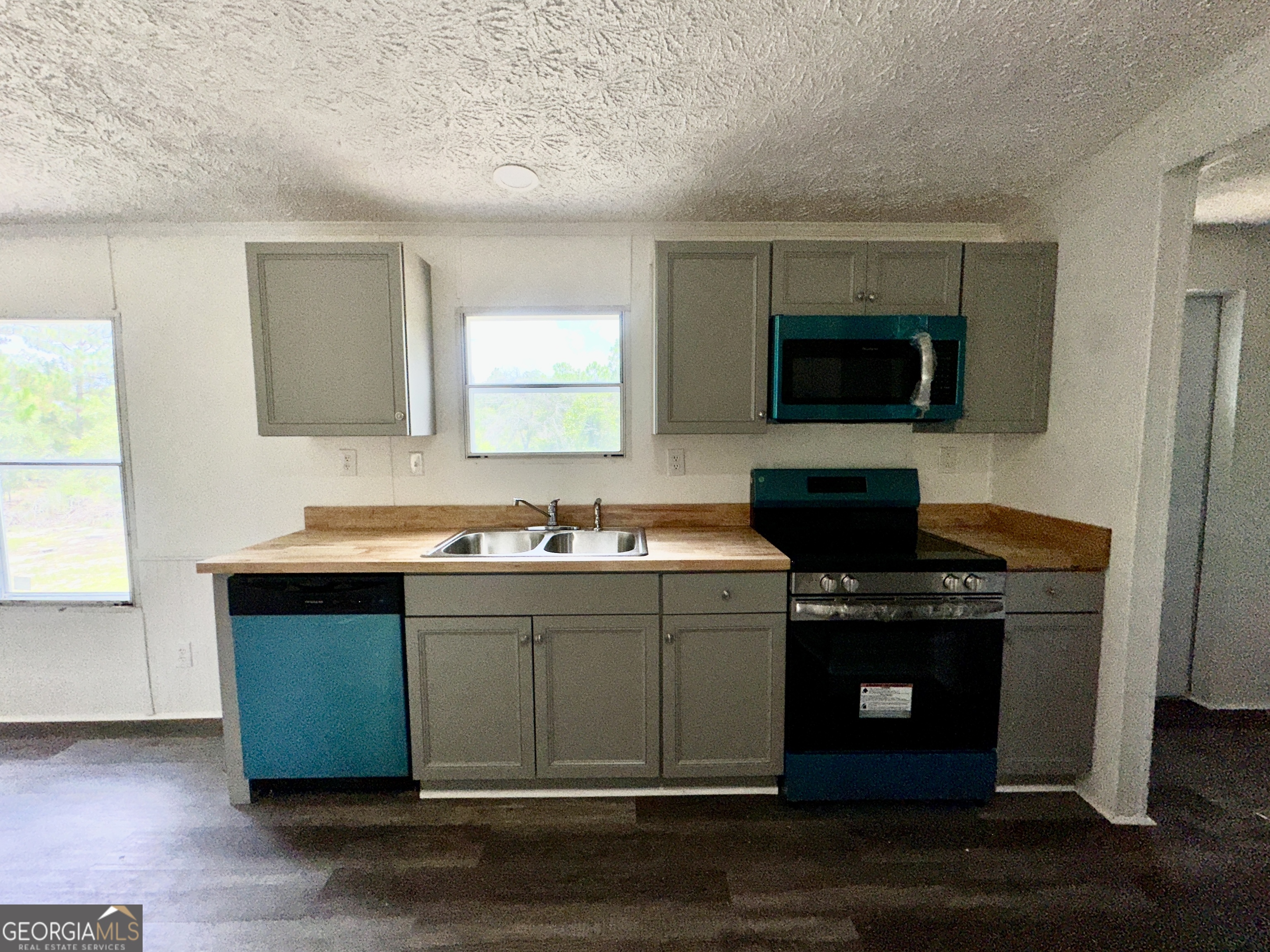 93 Tucker Road Property Photo 11