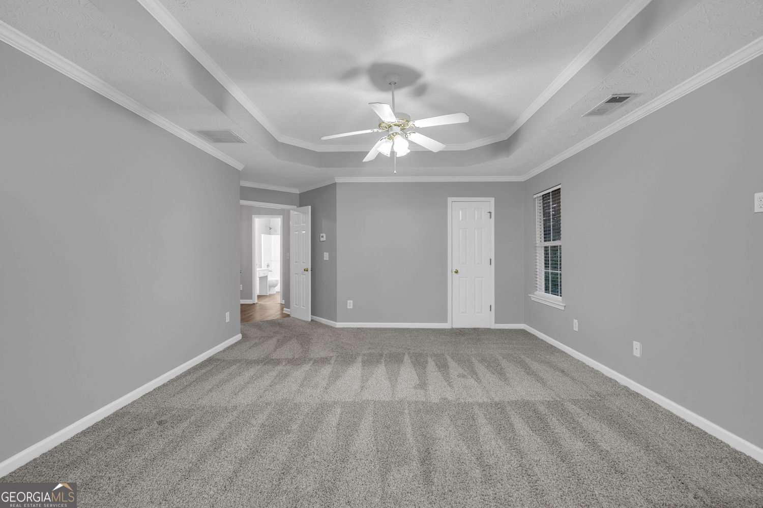 261 Sunderland Way Property Photo 18