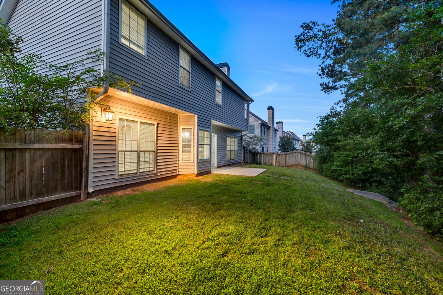 261 Sunderland Way Property Photo 29