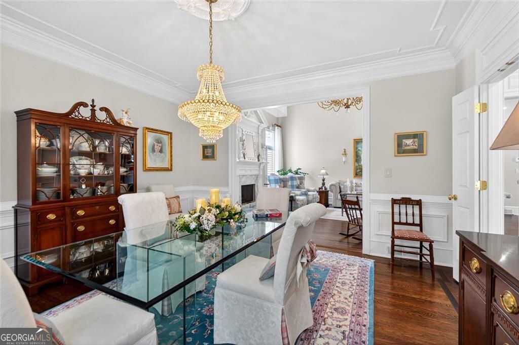 5327 Claridge Square Property Photo 12