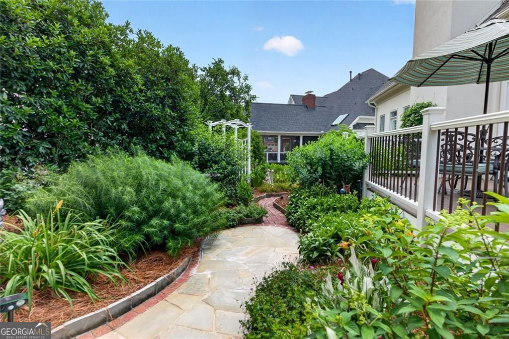 5327 Claridge Square Property Photo 71