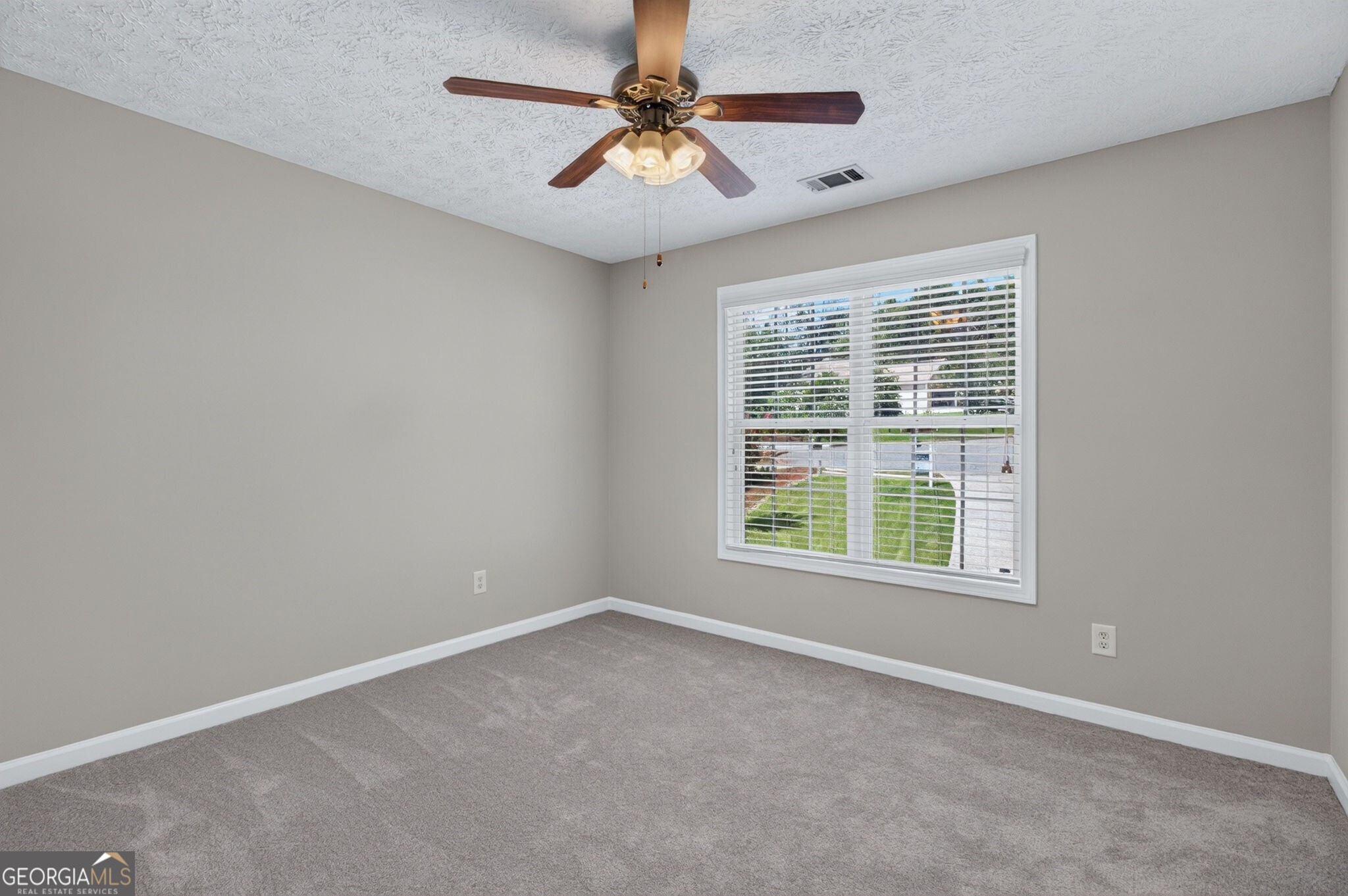 4025 Hemingway Drive Property Photo 12