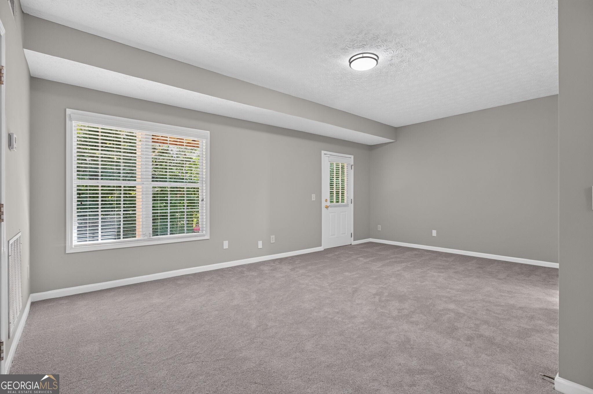4025 Hemingway Drive Property Photo 21