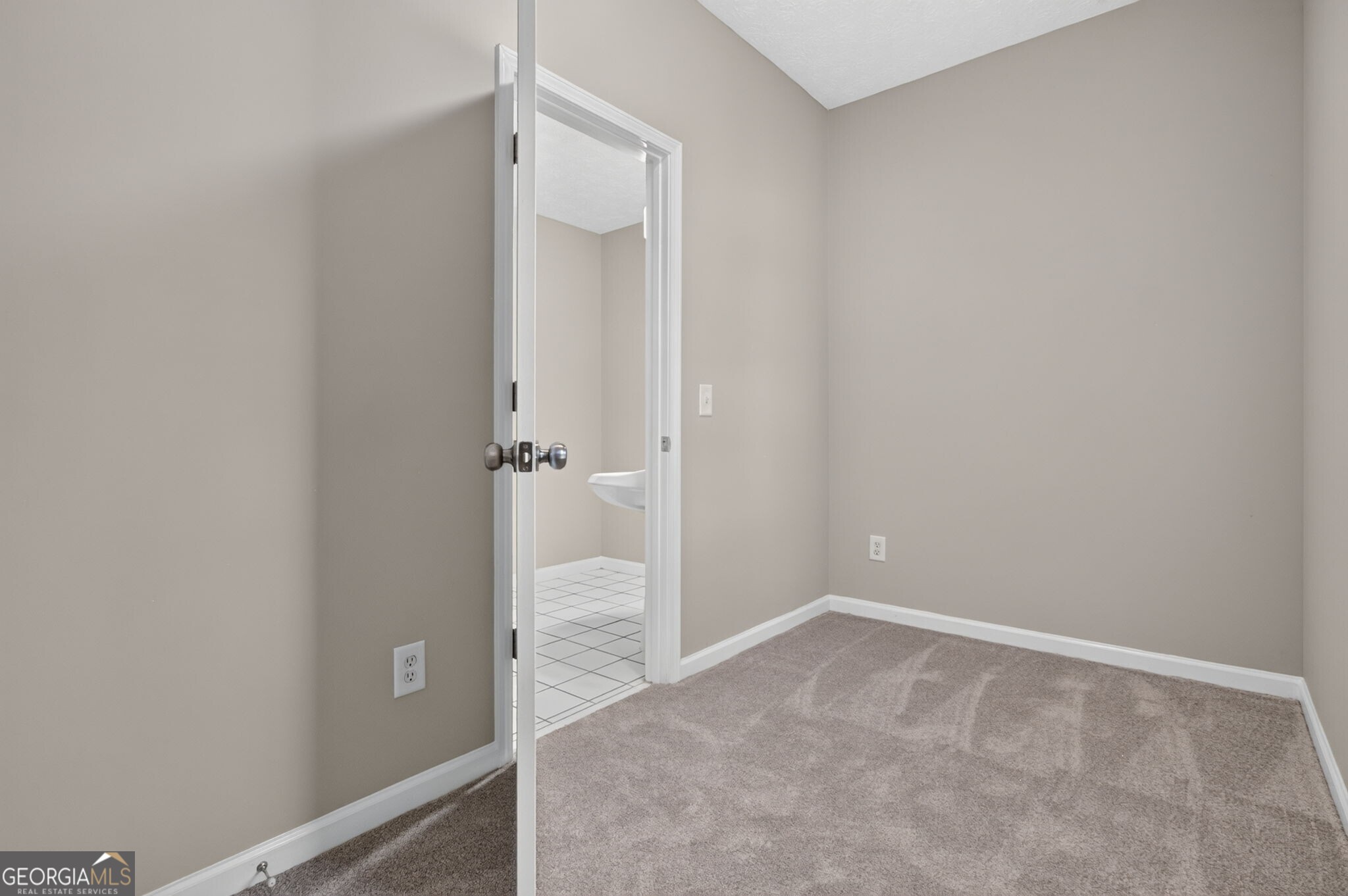 4025 Hemingway Drive Property Photo 25