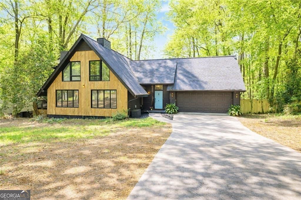 240 Summerfield Drive Property Photo 1