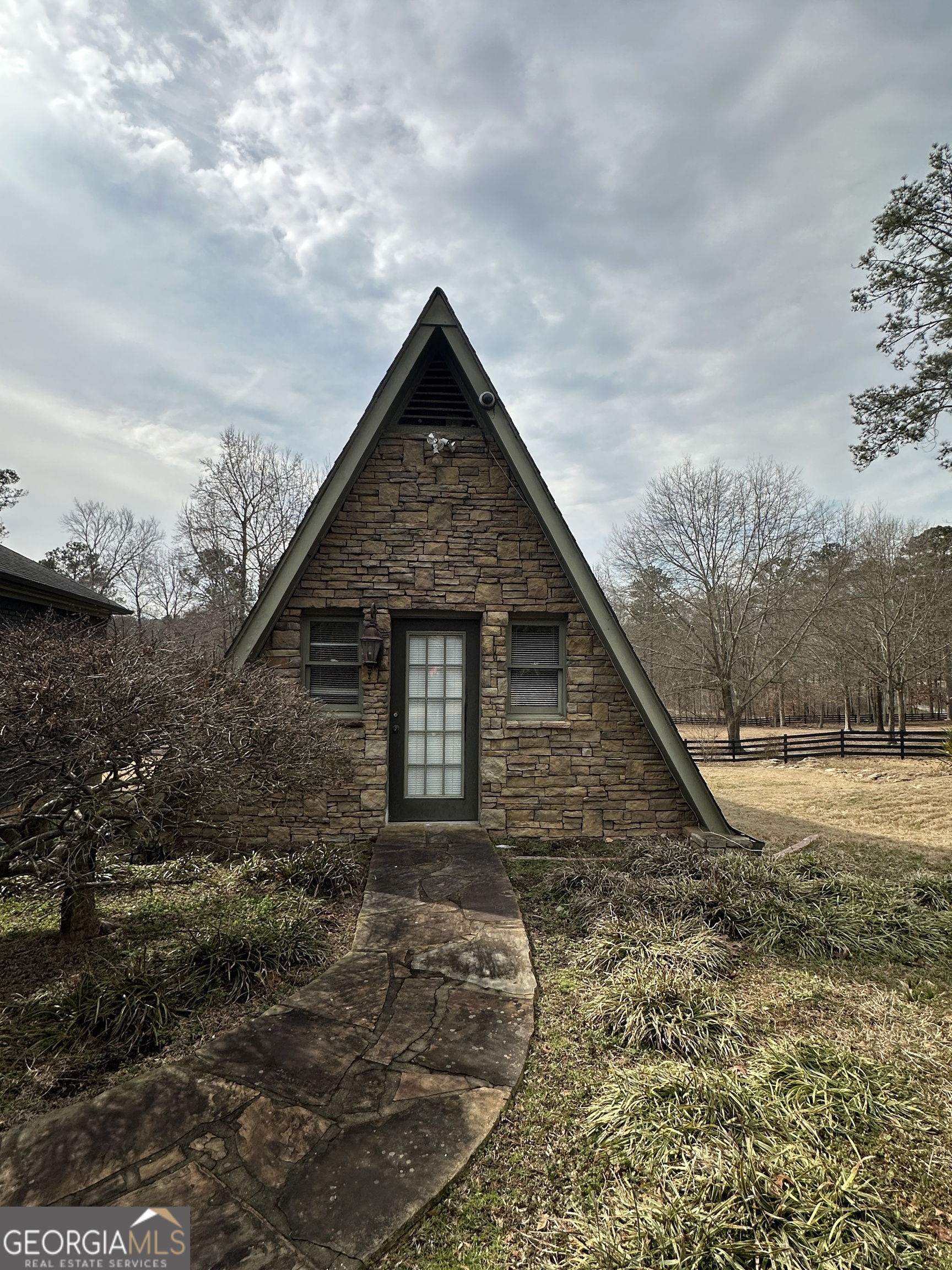 4984 Donald Drive Property Photo 1