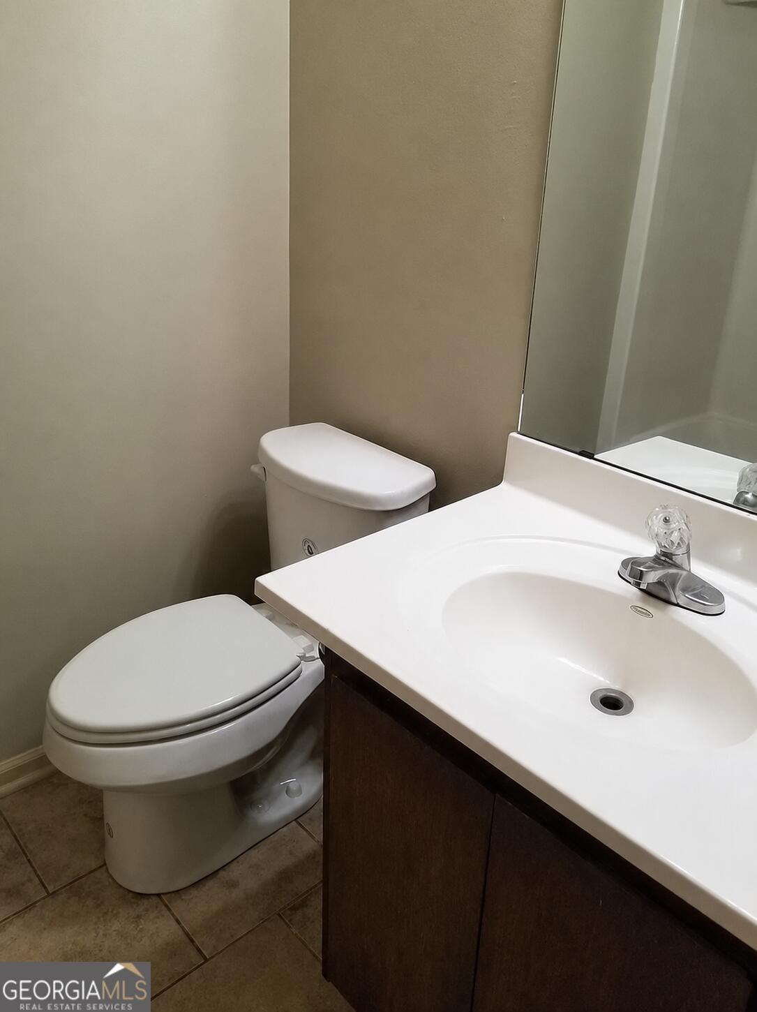 146 Stoneridge Drive # 146 Property Photo 8