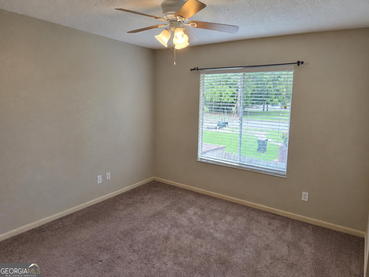 146 Stoneridge Drive # 146 Property Photo 15