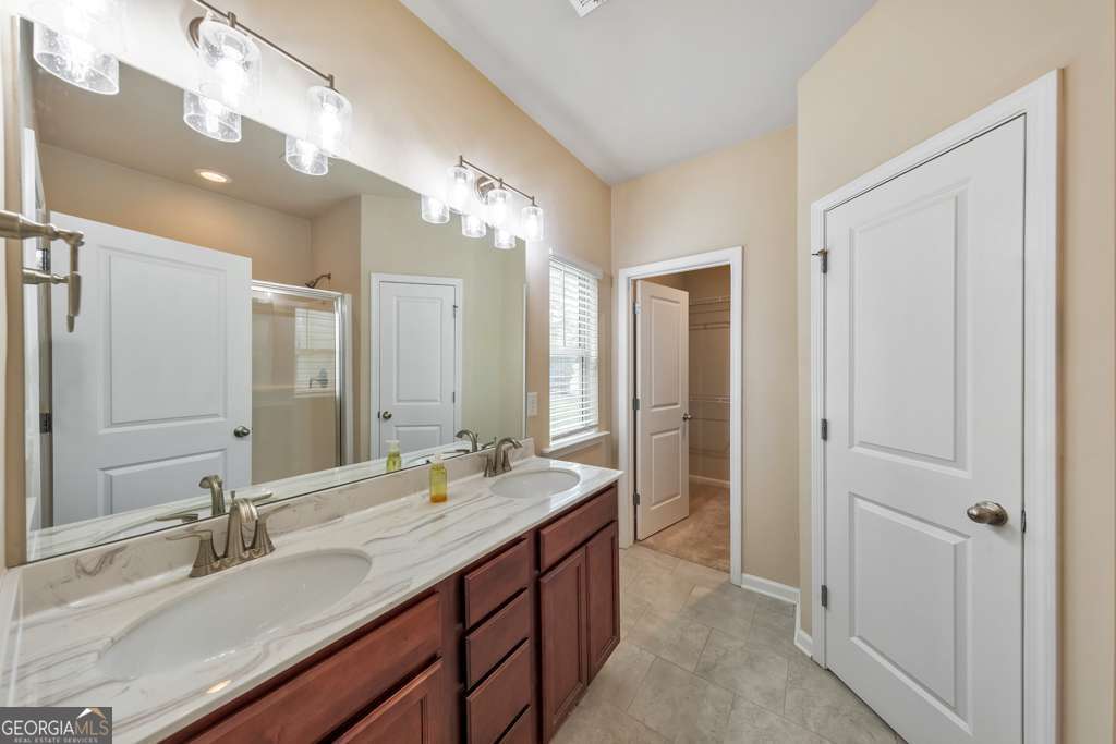 4514 Grenadine Circle Property Photo 18