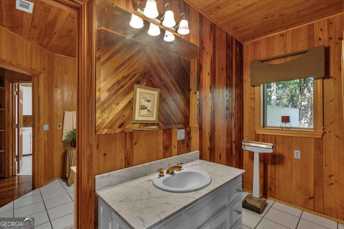 1060 Cooks Mill Road Property Photo 49