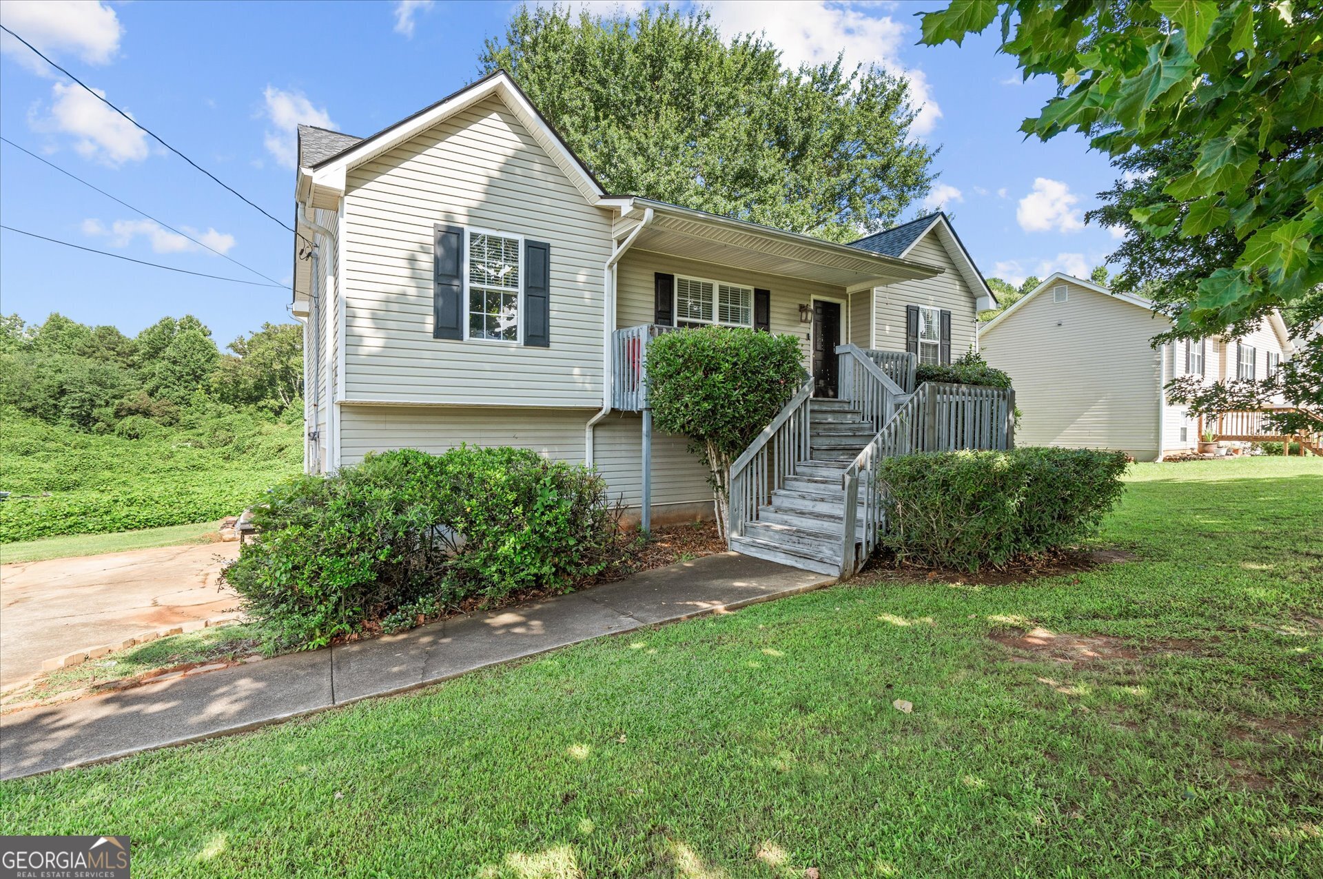 104 Pine Needle Trail Property Photo 1