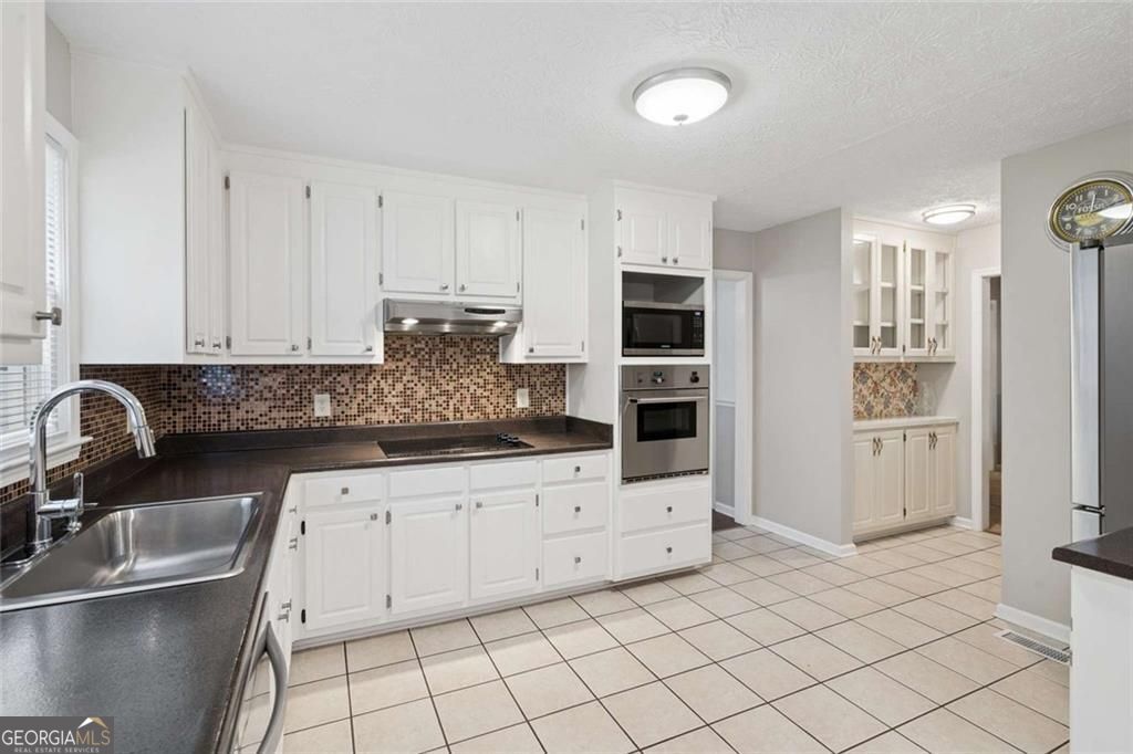565 Stallsworth Road Property Photo 24