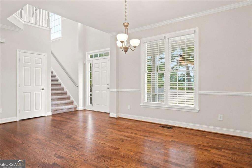 843 Bentwater Drive Property Photo 3