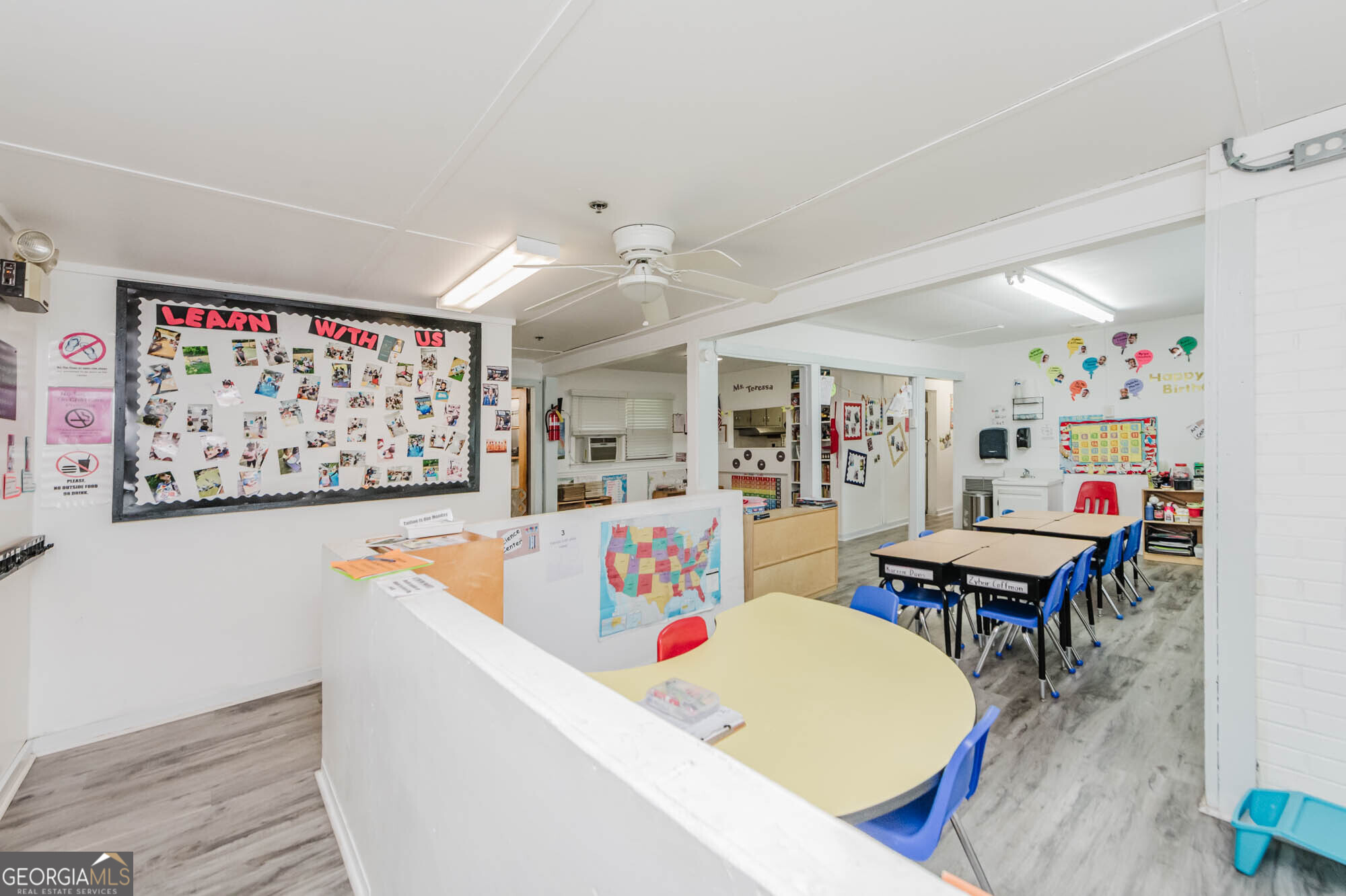1212 Green Street Property Photo 4