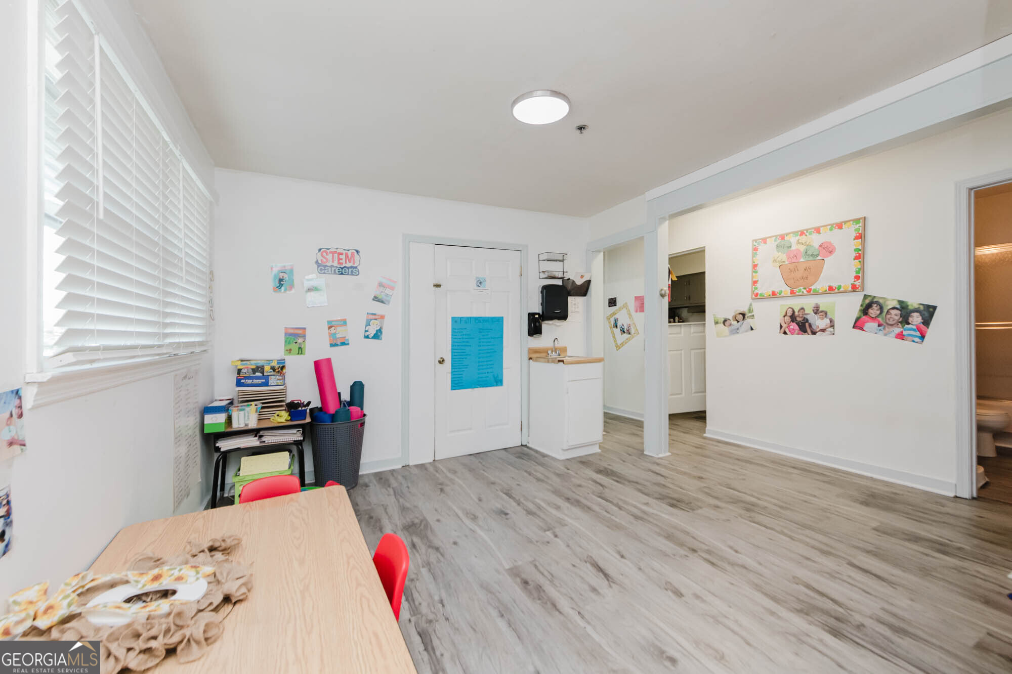 1212 Green Street Property Photo 19