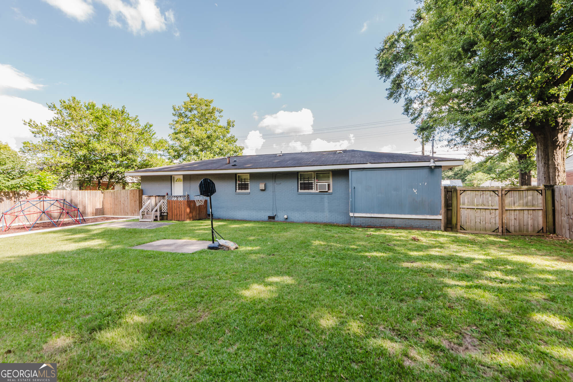 1212 Green Street Property Photo 28