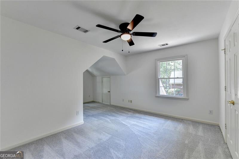 315 Willow Crescent Way Property Photo 42