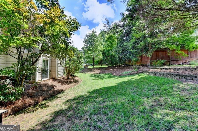 315 Willow Crescent Way Property Photo 46