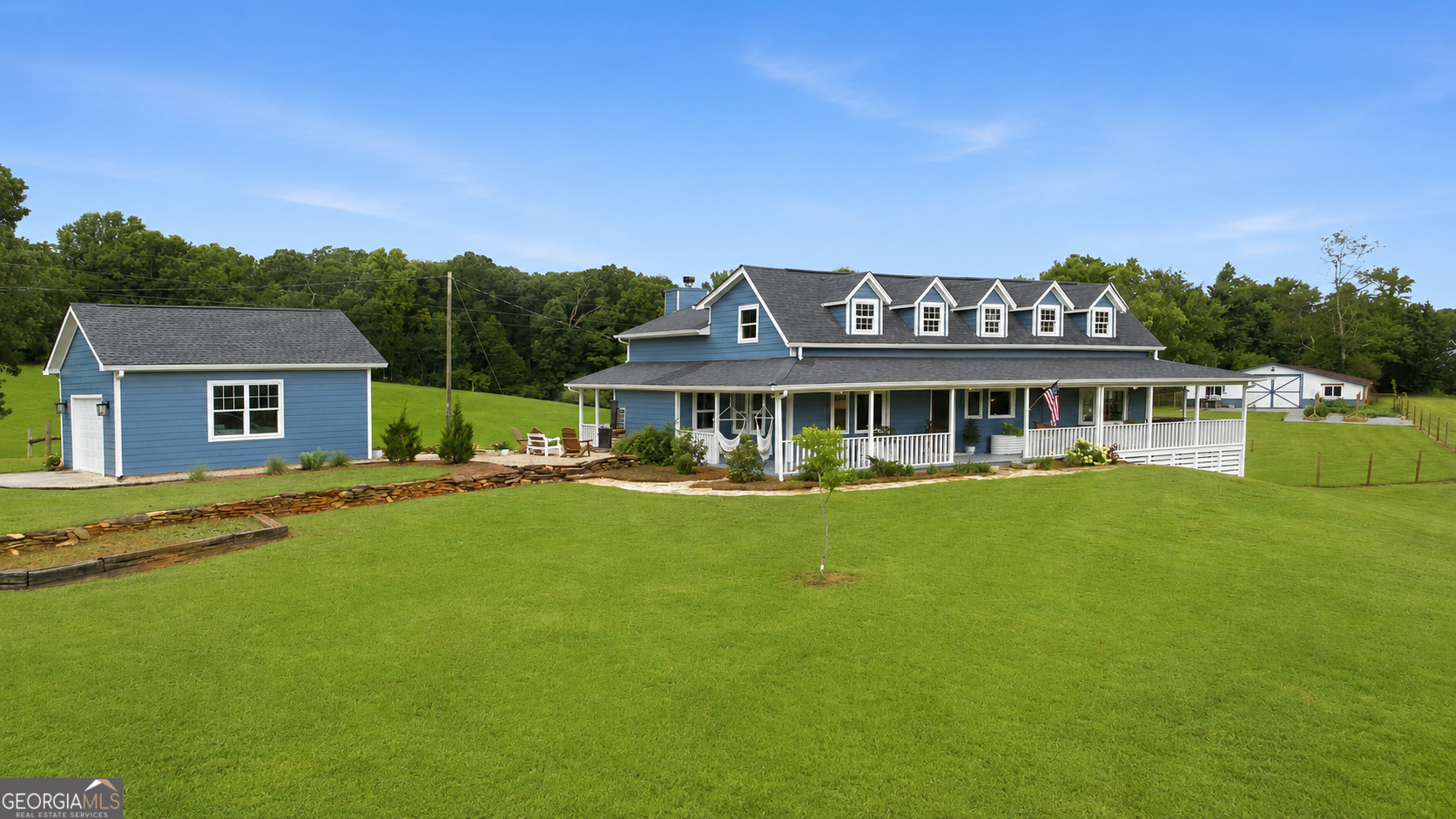 828 Garner Road Property Photo 1
