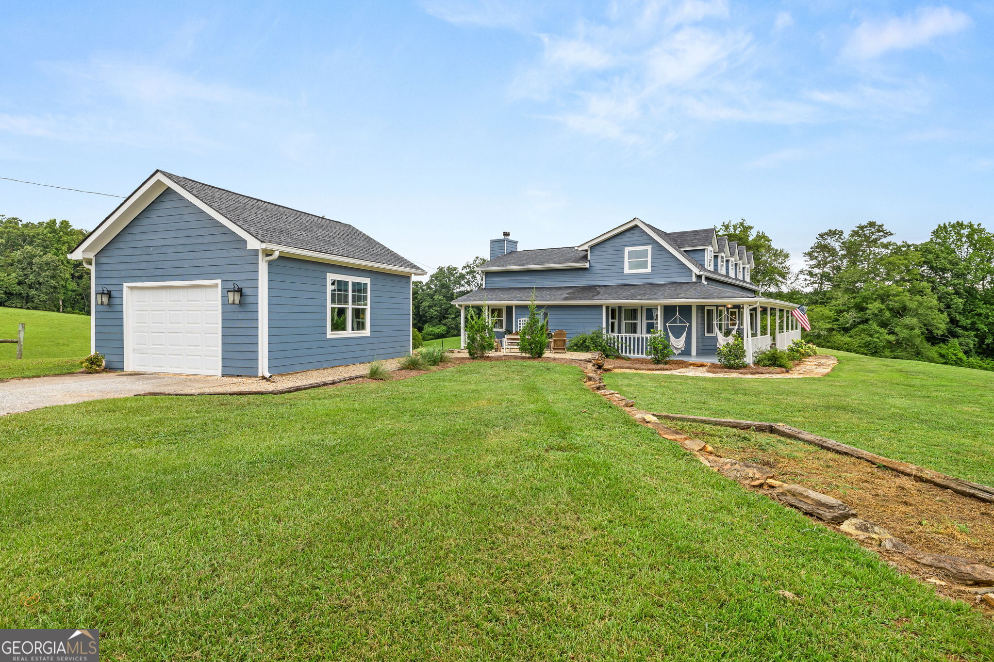 828 Garner Road Property Photo 3