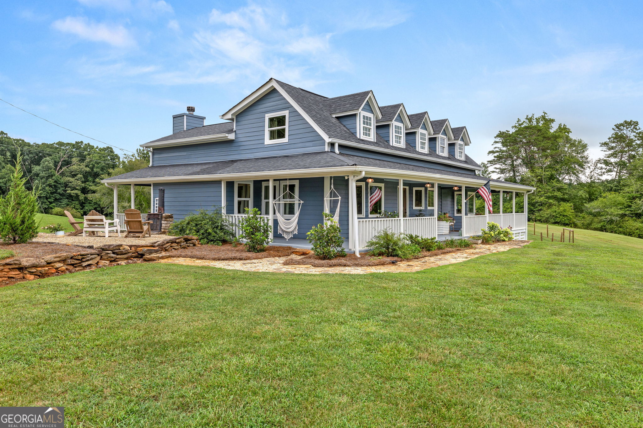 828 Garner Road Property Photo 4