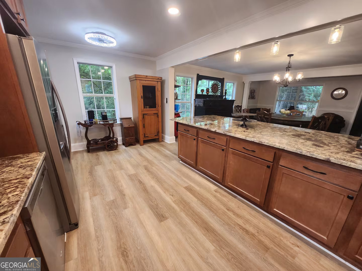 6765 Virlyn B Smith Road Property Photo 15