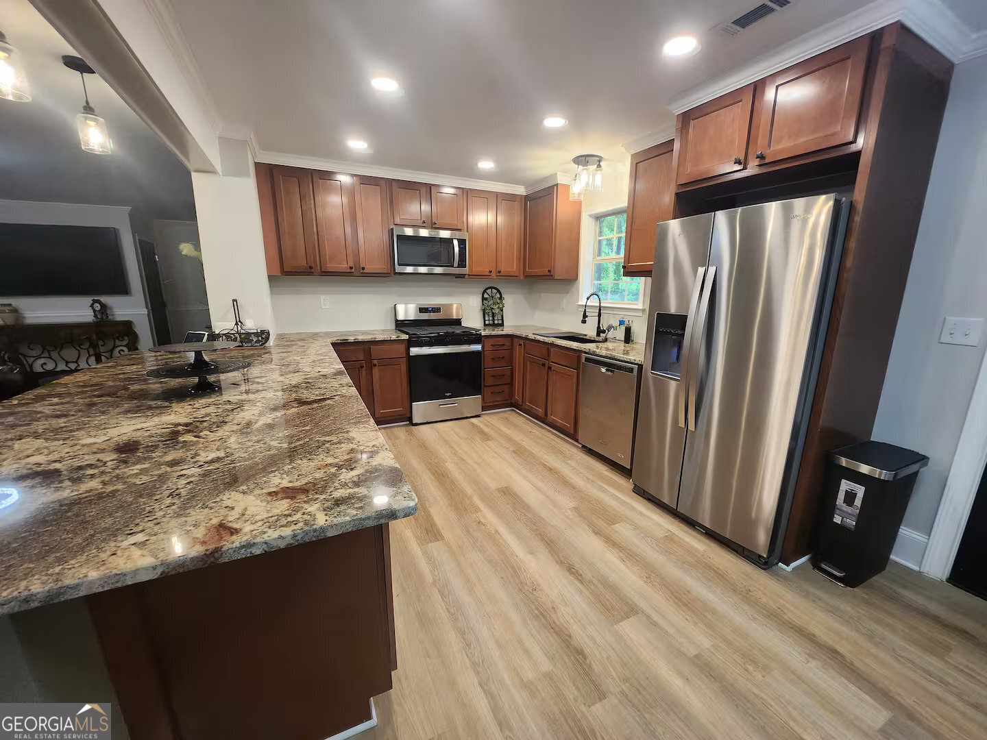 6765 Virlyn B Smith Road Property Photo 16