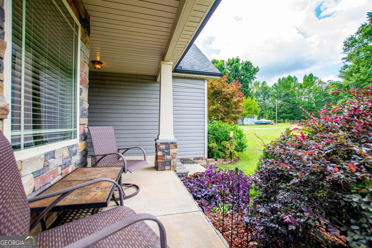 225 Hilltop Road Property Photo 17