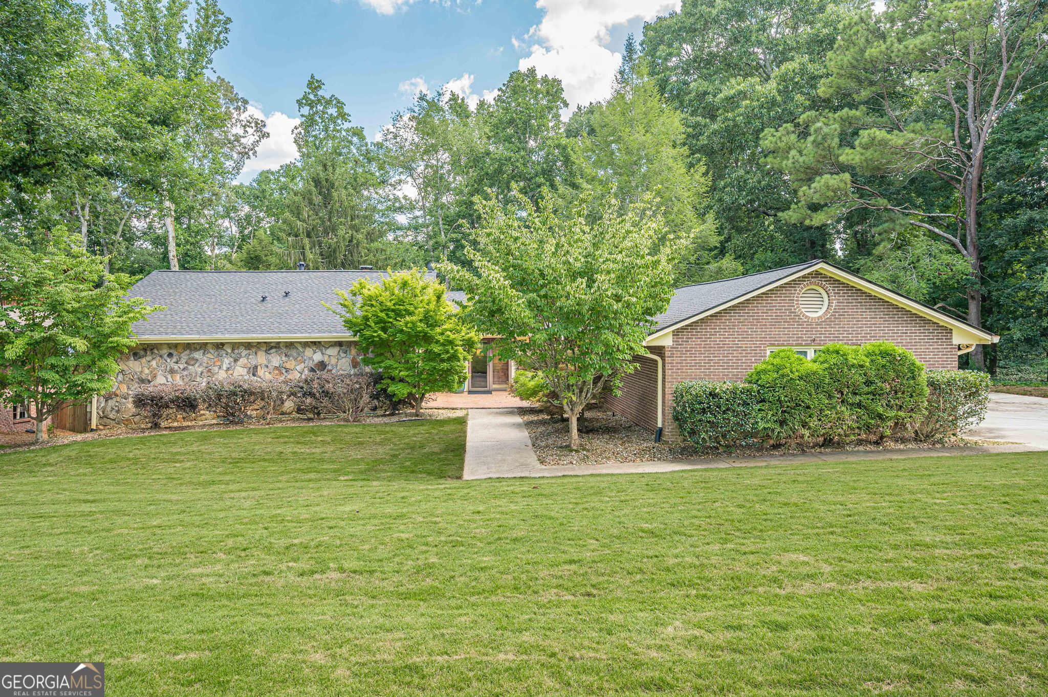 115 Farmstead Lane Property Photo 1