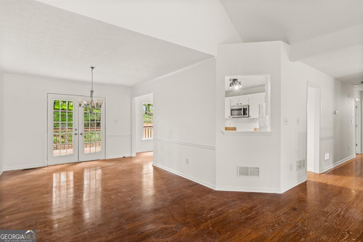 3145 Aintree Chase Property Photo 5