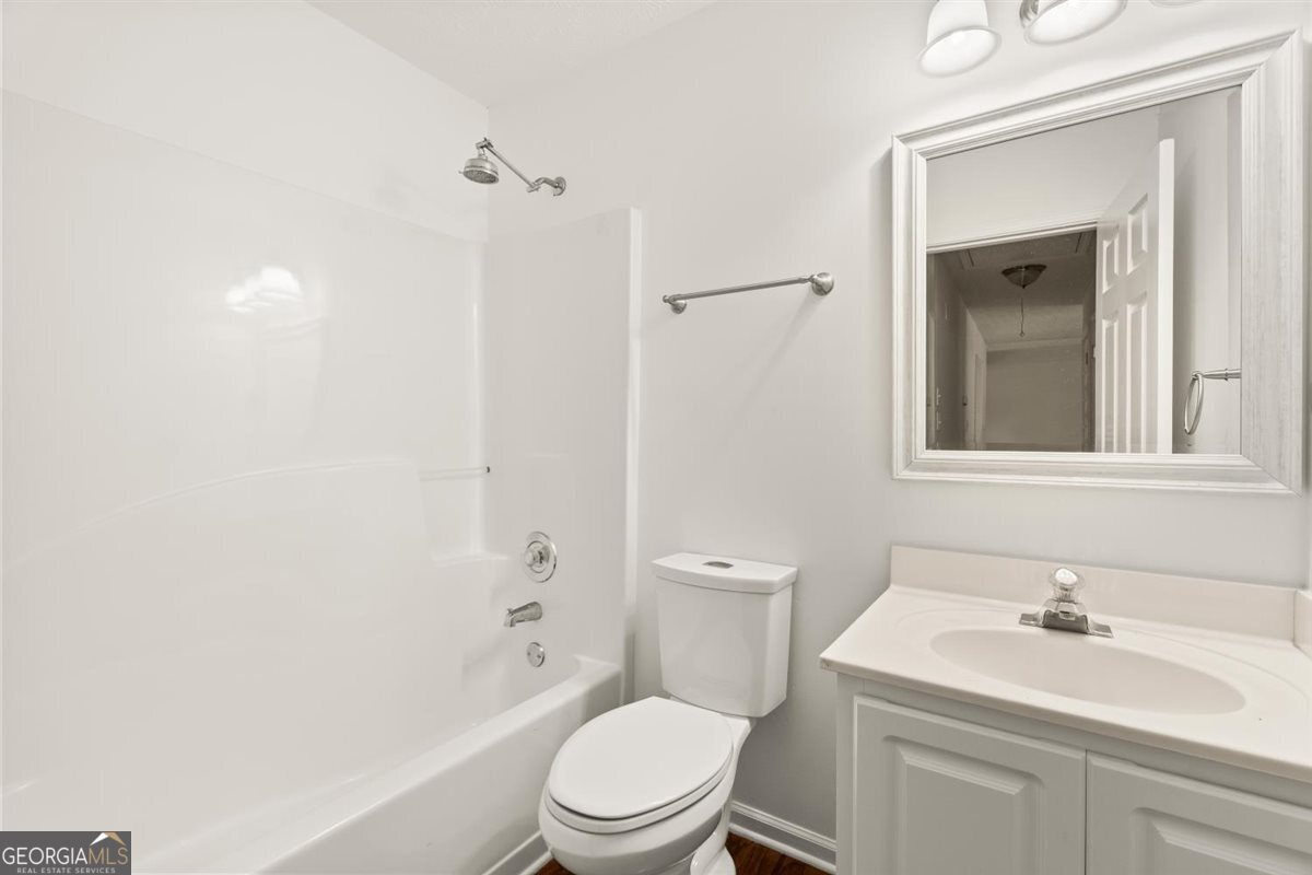 3145 Aintree Chase Property Photo 14