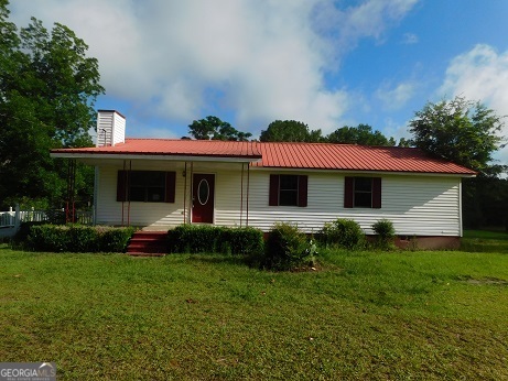 1217 Newington Highway Property Photo 1
