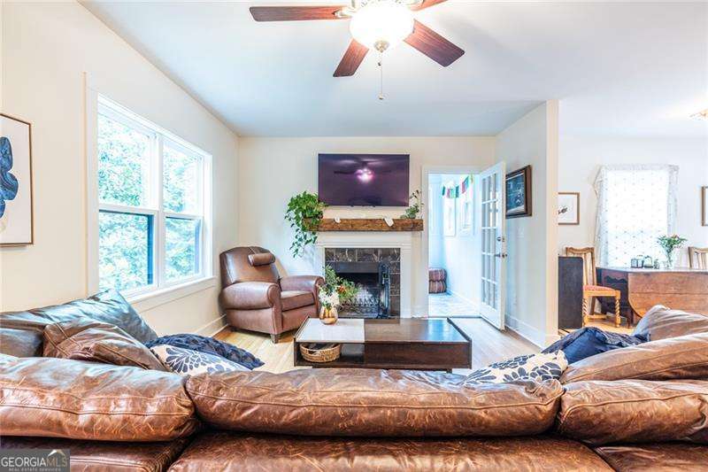 1464 Oldfield Road Property Photo 14
