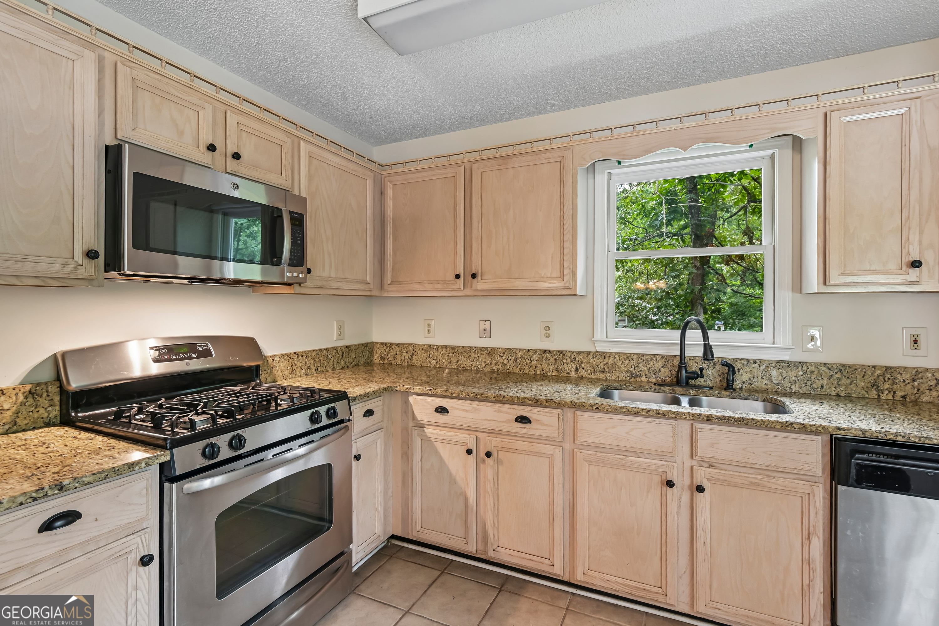 18 Misty Ridge Place Property Photo 2