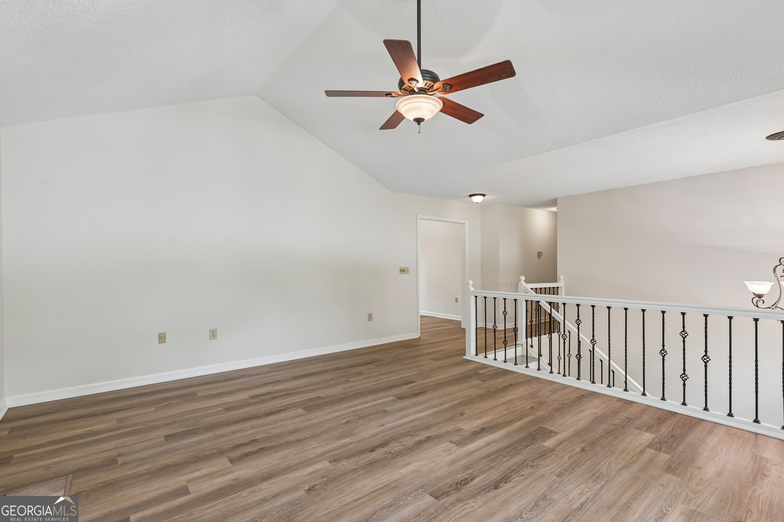 18 Misty Ridge Place Property Photo 9