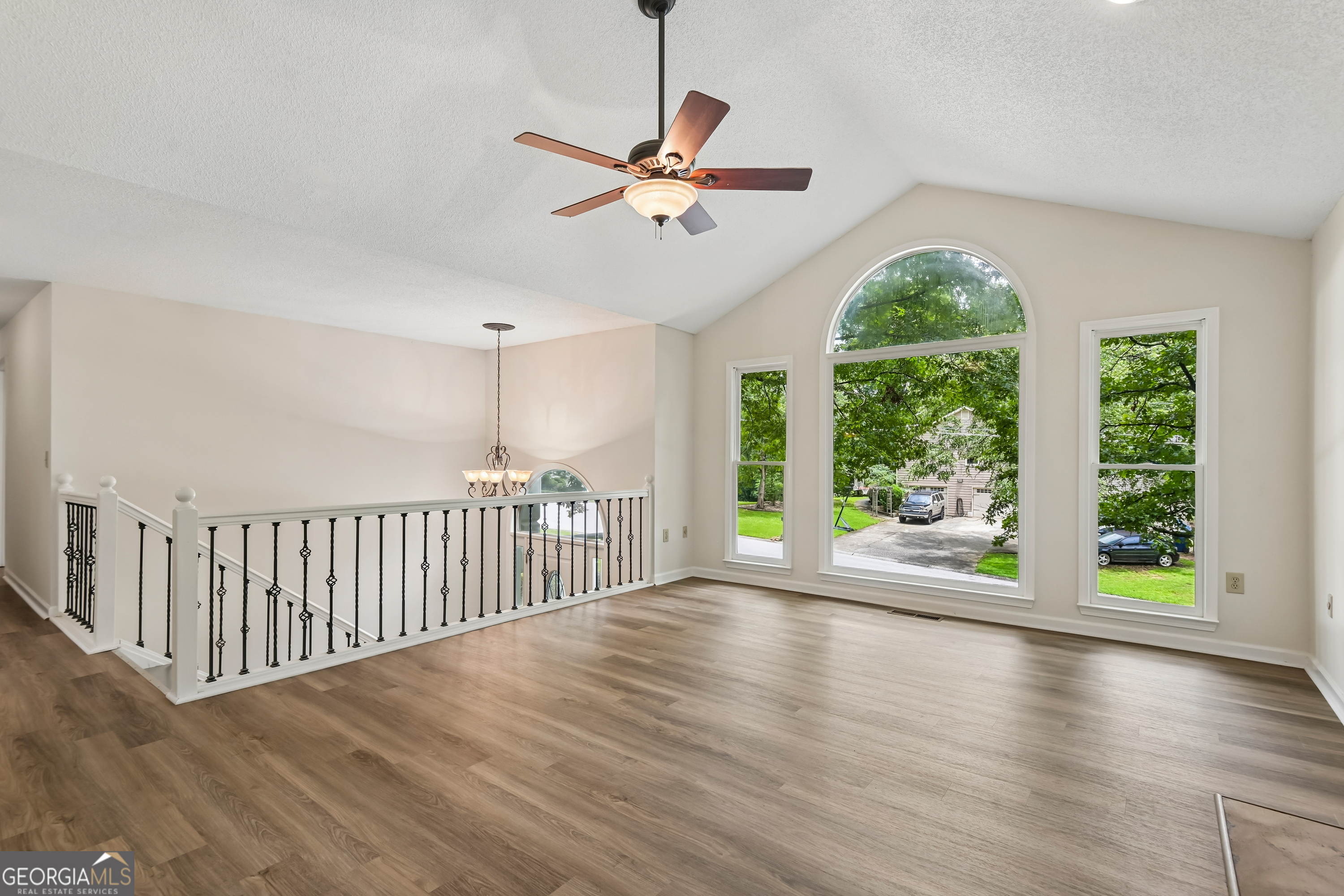 18 Misty Ridge Place Property Photo 11