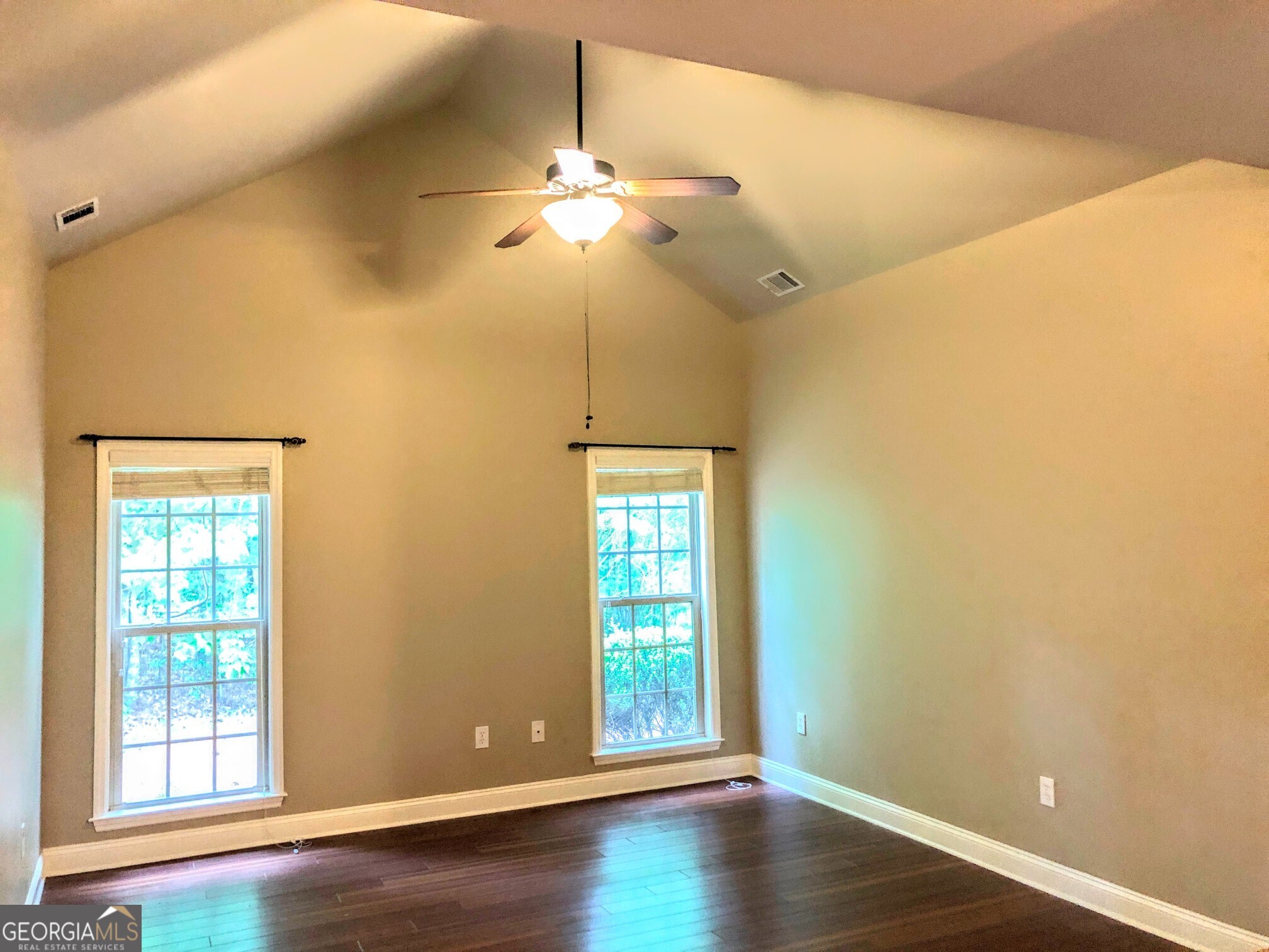 1121 Livingston Trail Property Photo 12