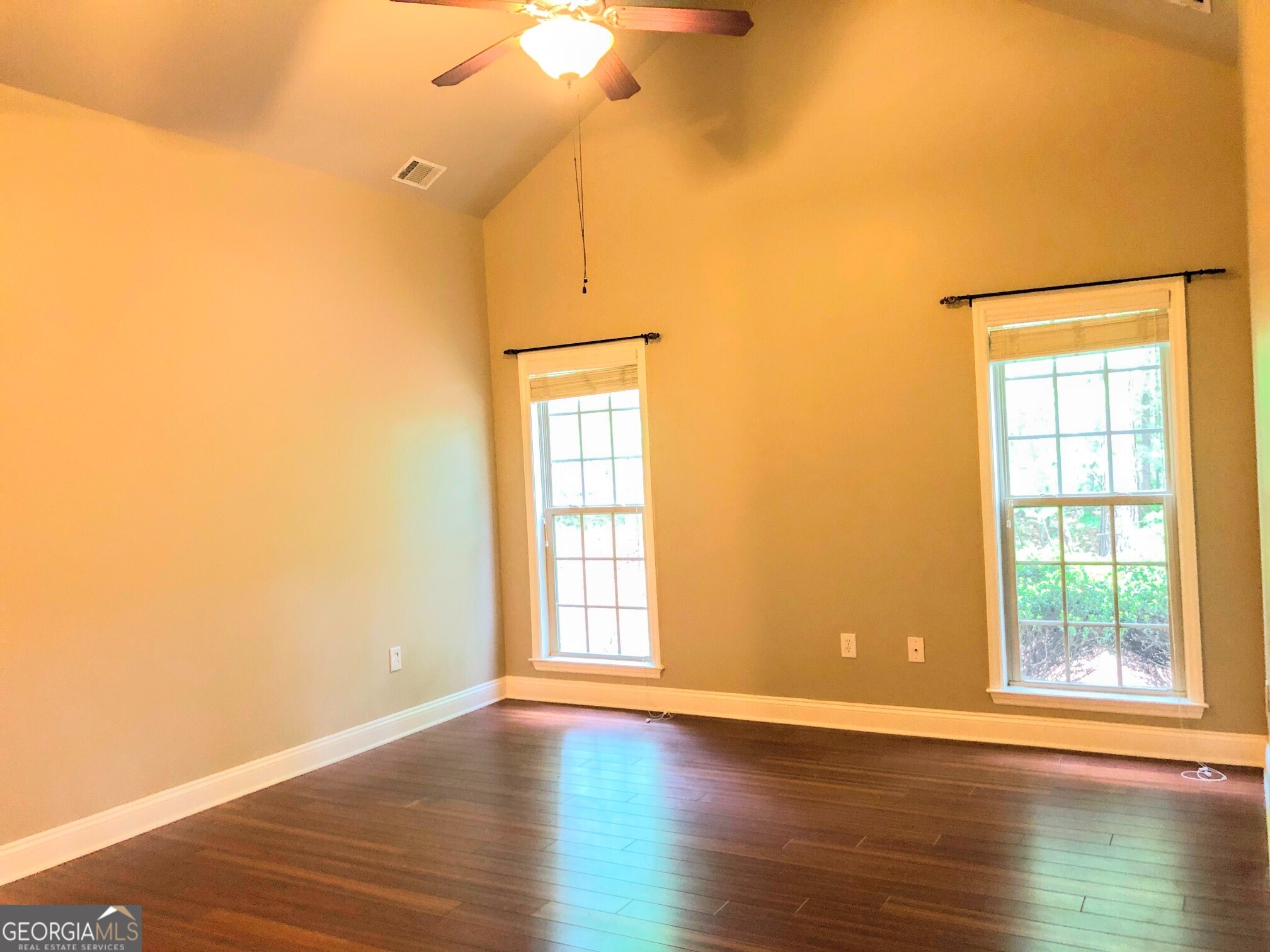 1121 Livingston Trail Property Photo 13