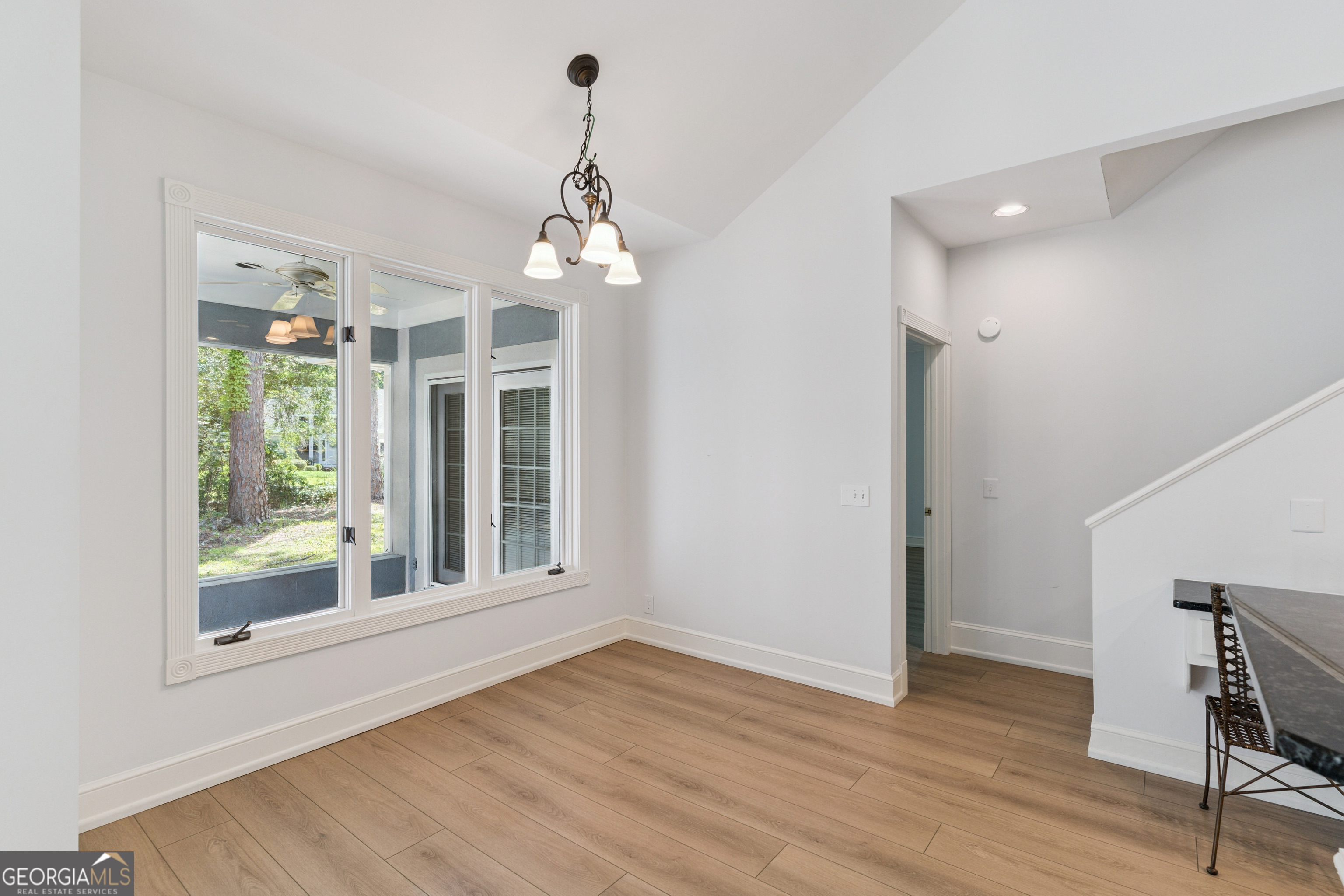 400 Vassar Point Drive Property Photo 17