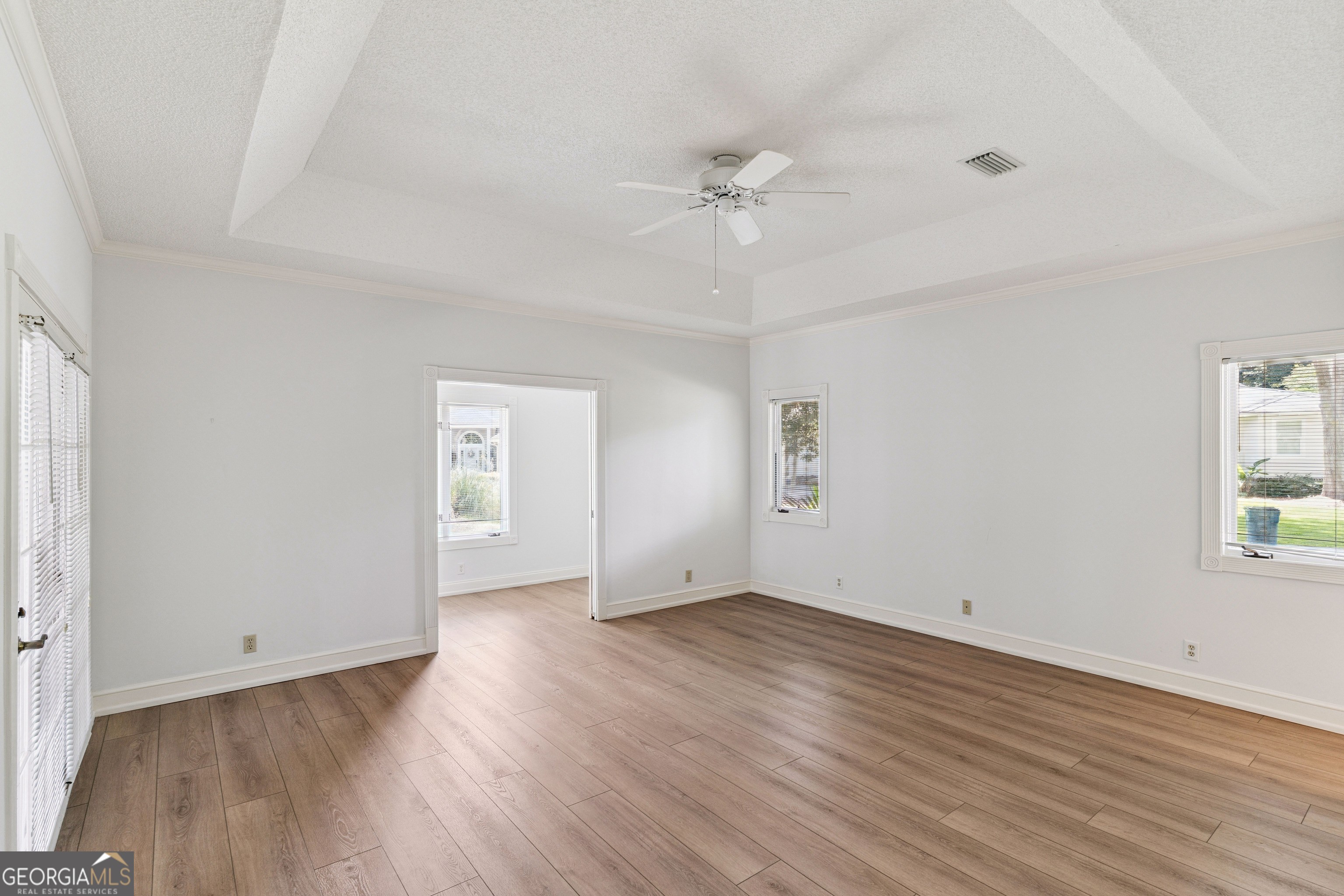 400 Vassar Point Drive Property Photo 39