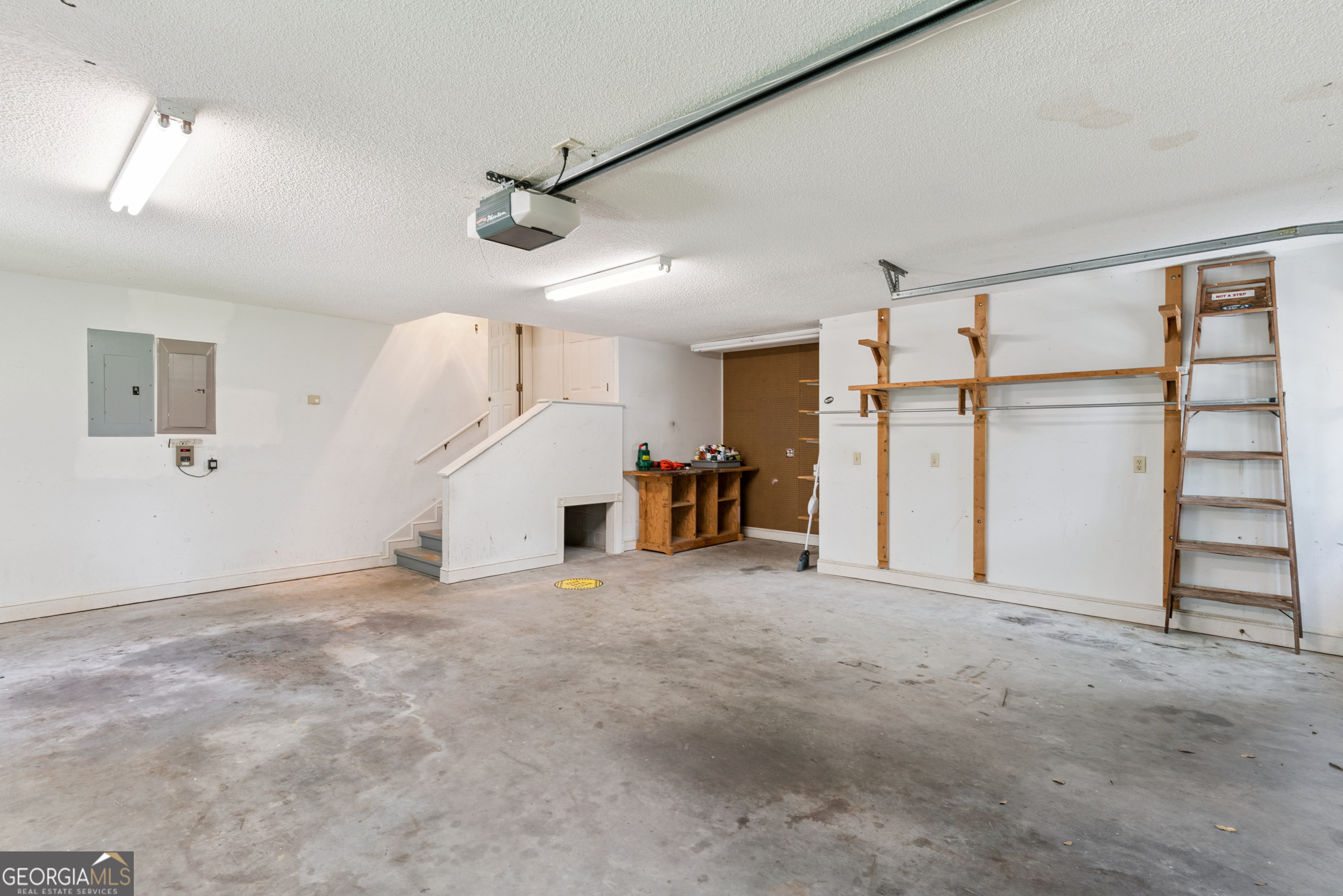 400 Vassar Point Drive Property Photo 54
