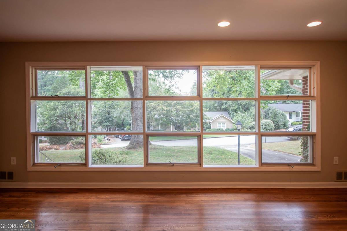 325 Fortson Drive Property Photo 31