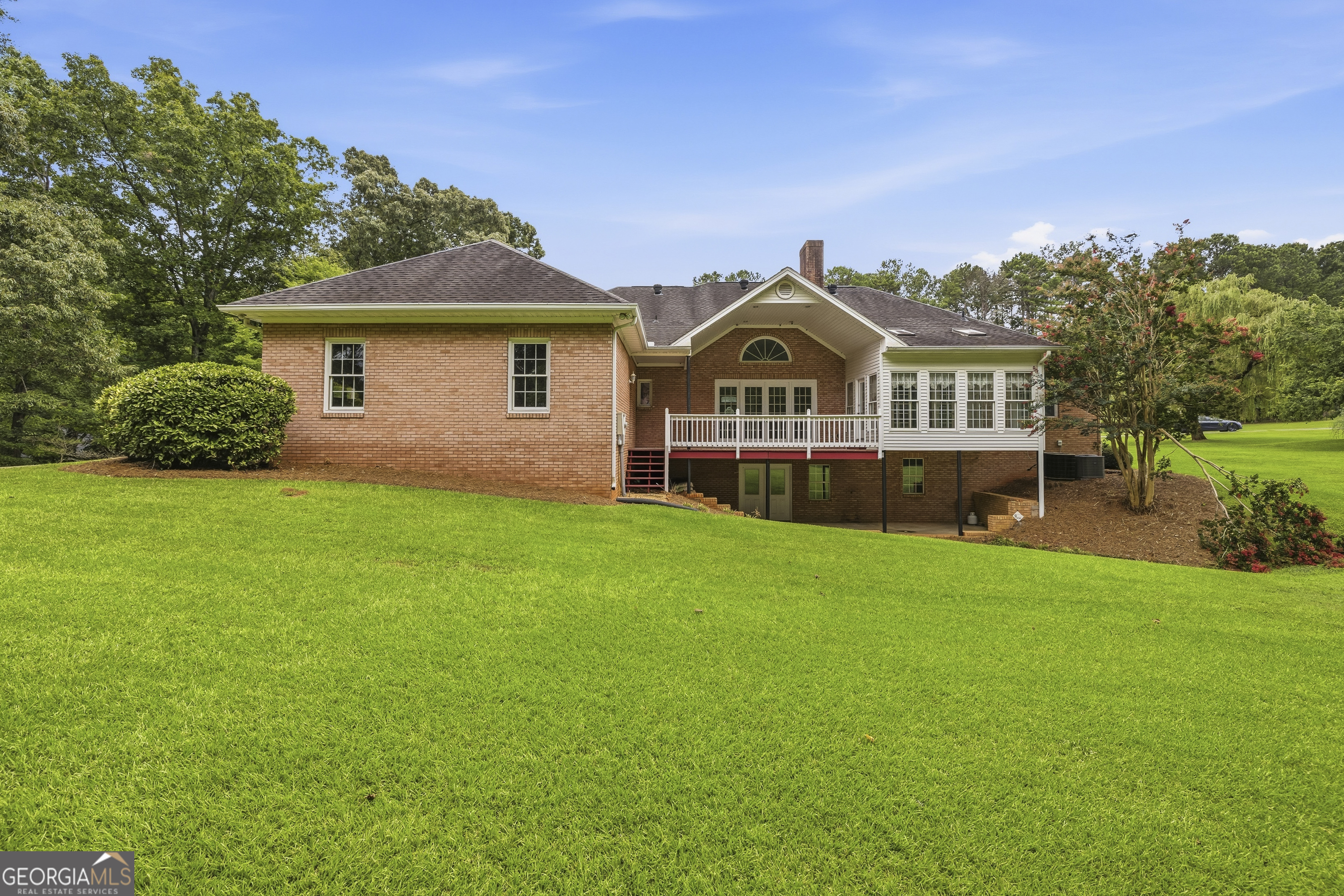 2116 Shepherd Way Nw Property Photo 5
