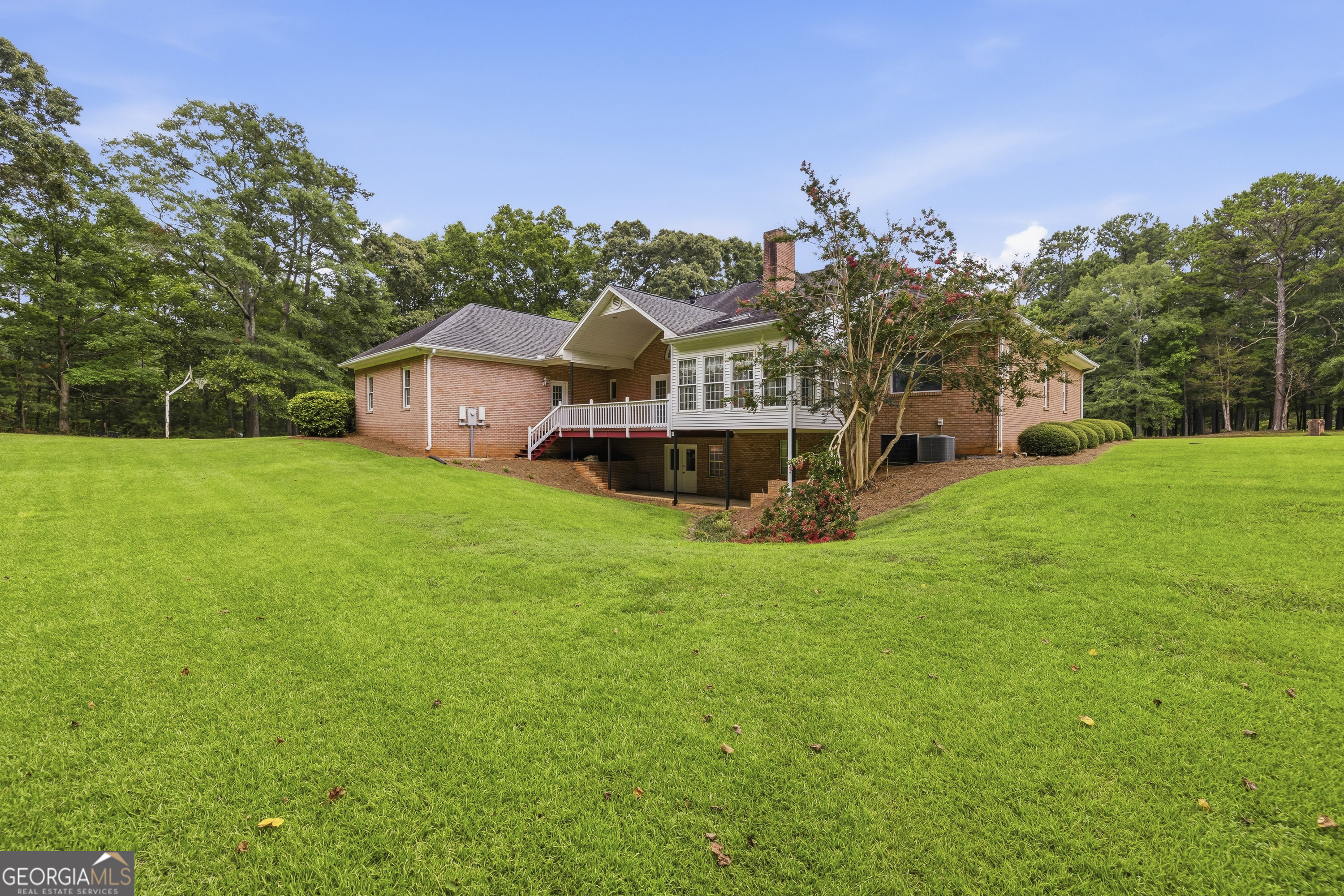 2116 Shepherd Way Nw Property Photo 6