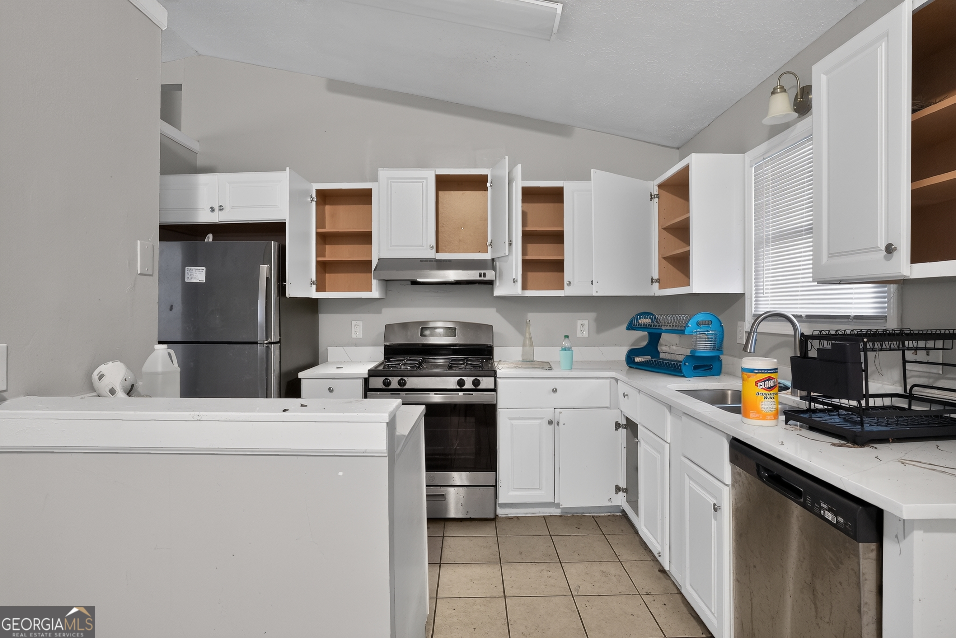 3040 Orbit Circle Property Photo 8