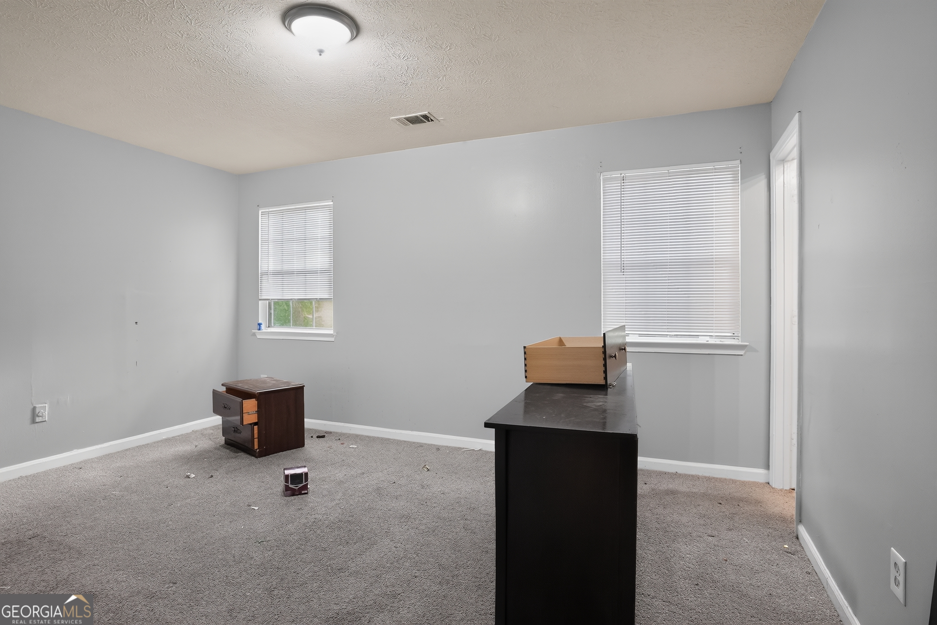3040 Orbit Circle Property Photo 12