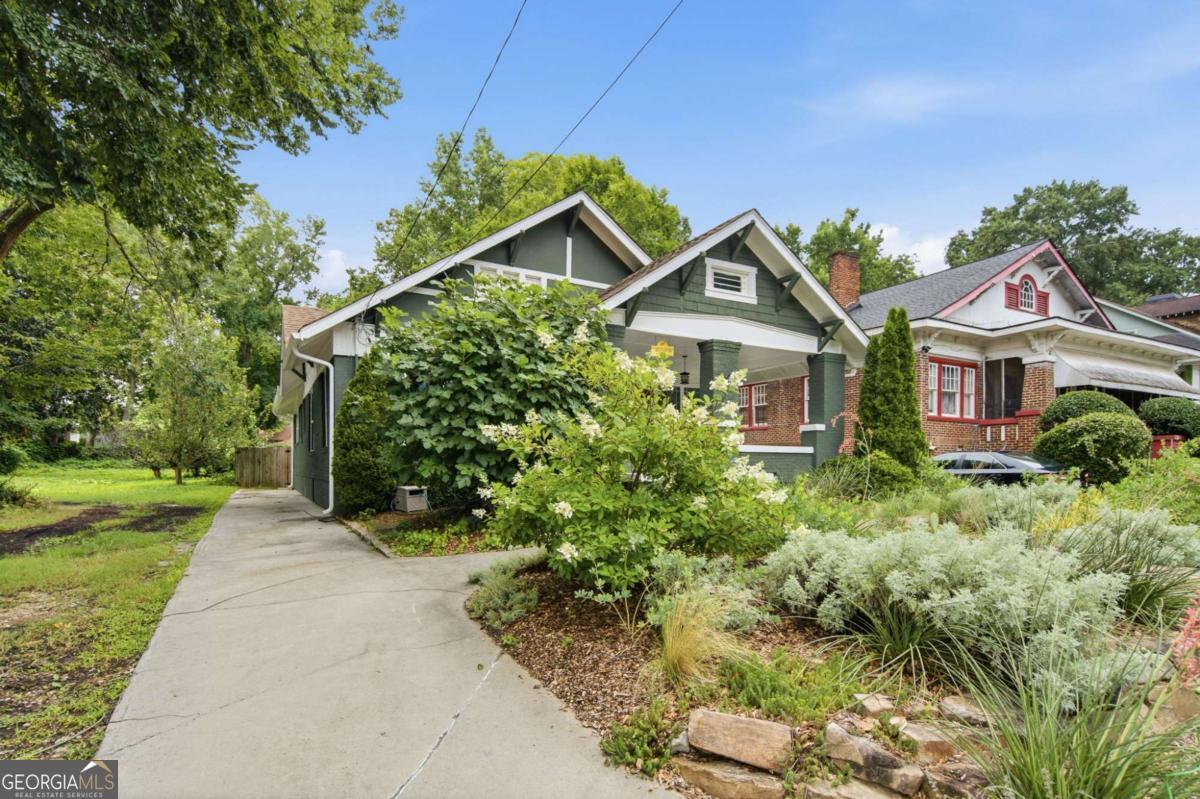 458 W Ontario Avenue Sw Property Photo 3