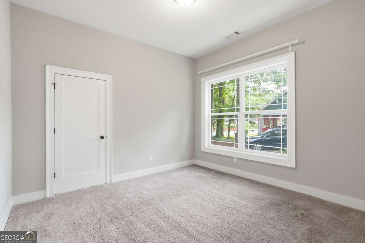 458 W Ontario Avenue Sw Property Photo 23