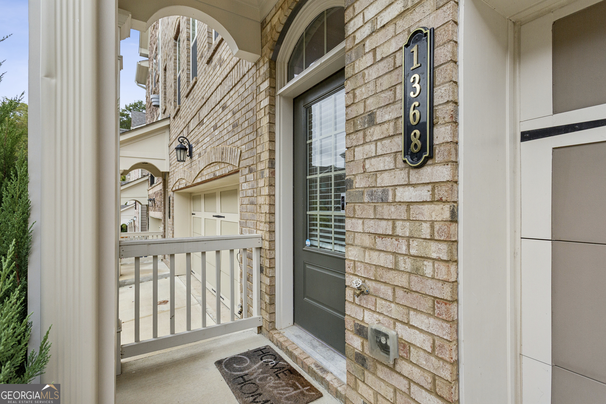 1368 Live Oak Lane Property Photo 2